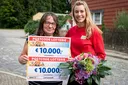 Die Straßenpreis Gewinnerin in Schlanstedt freut sich über 20.000 Euro